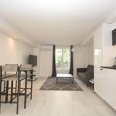 Appartement Design 1 Bdr With Ac Paris