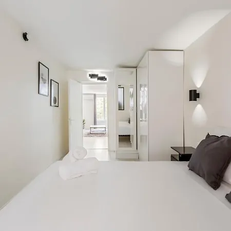 Design 1 Bdr With Ac * Paris