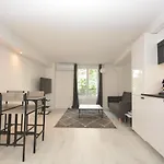 Appartement Design 1 Bdr With Ac Paris