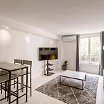 Design 1 Bdr With Ac